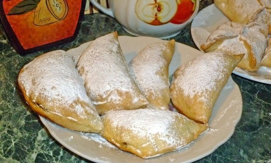 Рецепт слоеного дрожжевого теста с яблоками