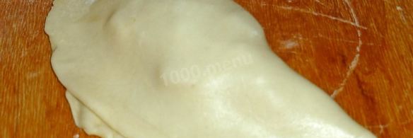 слоеное дрожжевое тесто с яблоками