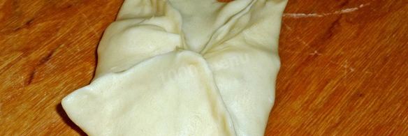 слоеное дрожжевое тесто с яблоками