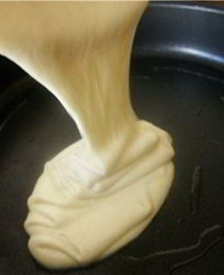 Тесто на сковороде