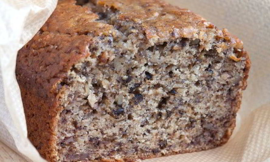 Рецепт бананового торта с шоколадом и орехами