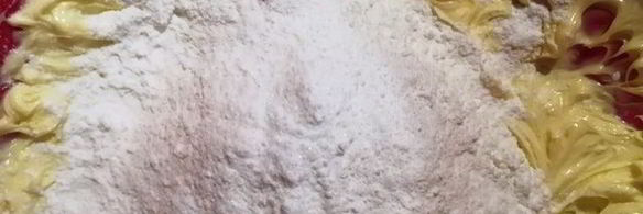 бисквитный торт с арахисовым кремом