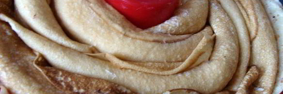 блинный торт свеча