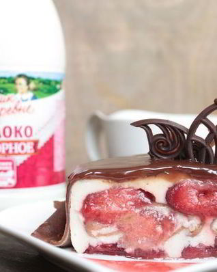 Муссовый торт с шоколадными блинами