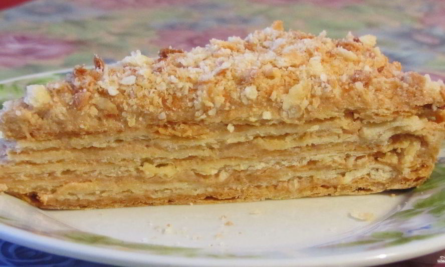 Рецепт наполеона из слоеного теста со сгущенкой