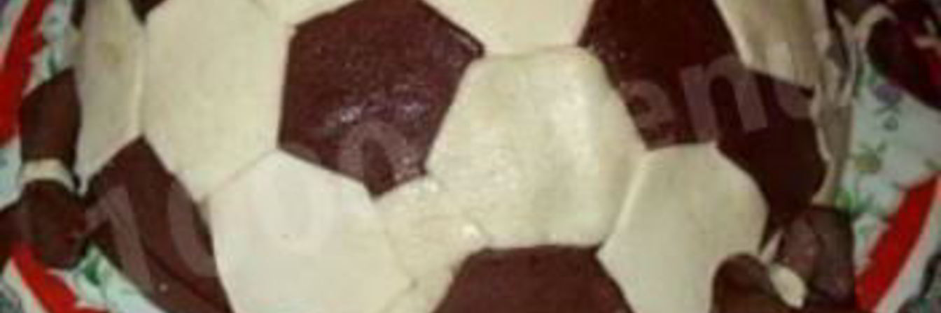 Торт для любителей футбола