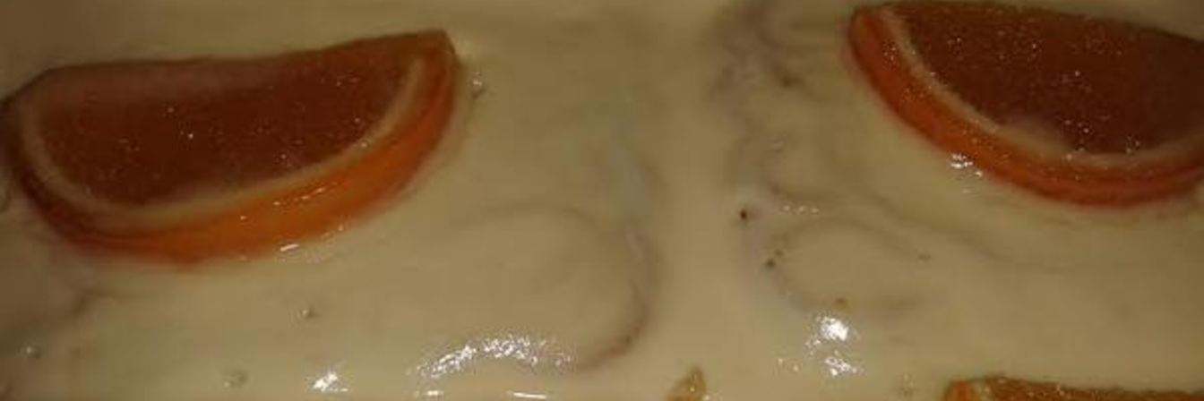 Торт из печенья и мармелада без выпечки