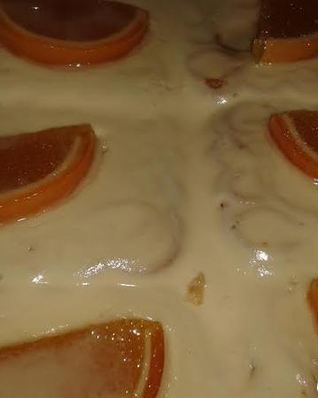 Торт из печенья и мармелада без выпечки