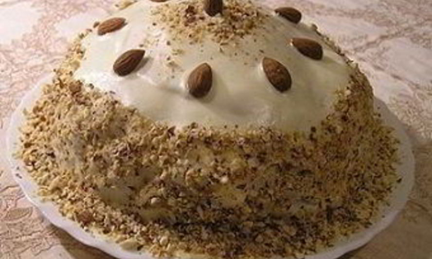 Рецепт торта крем-брюле с миндалем