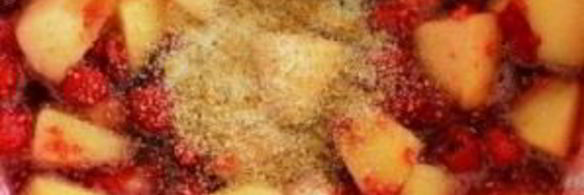 торт линцер с малиной и яблоками