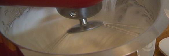 торт павлова с малиной и персиками