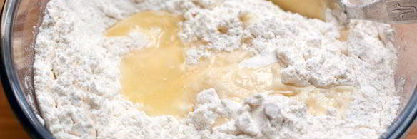 торт с заварным кремом и фруктами