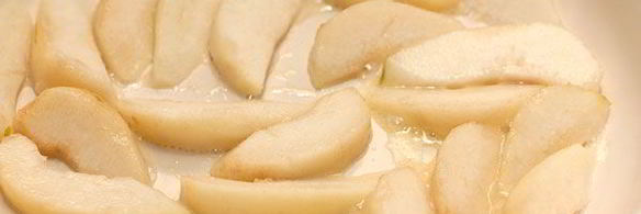 торт с заварным кремом и фруктами