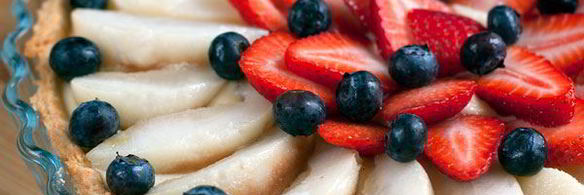 торт с заварным кремом и фруктами