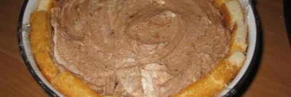 торт шоколадный с конфетами