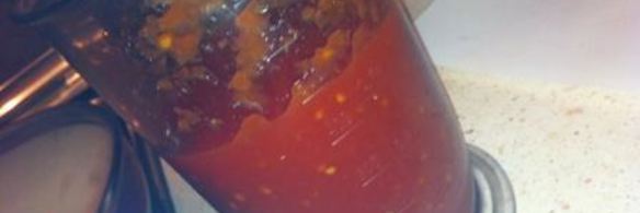 тортеллини с соусом из помидор