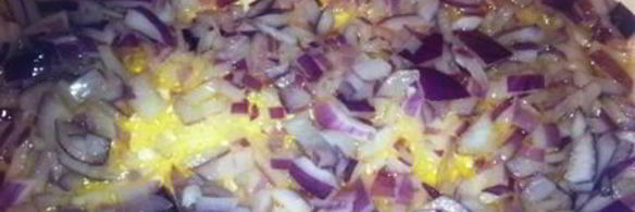 тортеллини с соусом из помидор