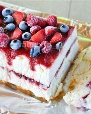 Замороженный творожный торт с белым шоколадом