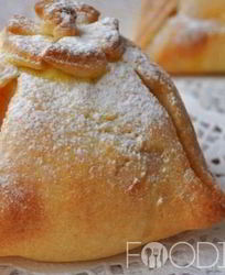 Яблоки в тесте