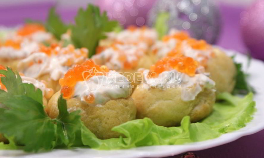 Рецепт профитролей с икрой и творожной начинкой