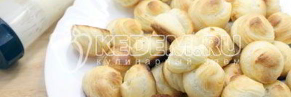 профитроли с кремом поцелуй