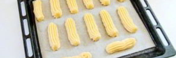 эклеры с белковым кремом