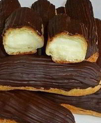 Заварные эклеры со сливочным кремом