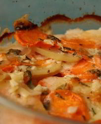 Картофельная запеканка с сырным соусом