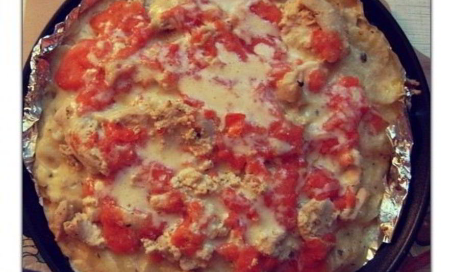 Рецепт картофельной запеканки с сыром и индейкой в сливочном соусе