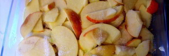 овсяная запеканка с соусом из киви и апельсина