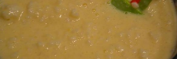 рисовая запеканка с клубничным соусом