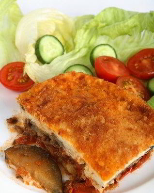 Слоеная запеканка из цукини и пармезана