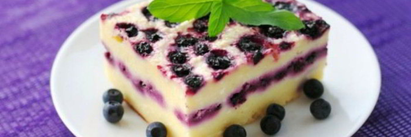 Творожная запеканка со смородиной