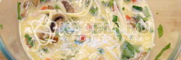 яичная запеканка с грибами и овощами