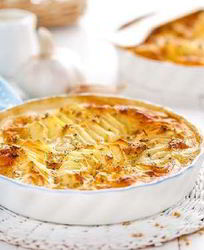 Яркая картофельная запеканка