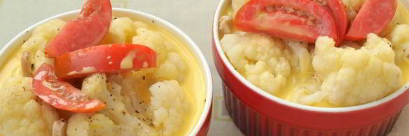 запеканка из цветной капусты с индейкой и помидорами