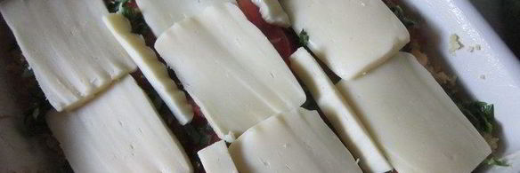 запеканка кукурузная с помидорами и моцареллой