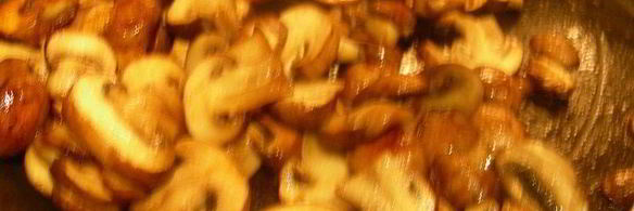 запеканка с баклажанами, грибами и моцареллой