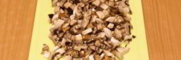 запеканка с куриным филе, грибами и картофельным пюре