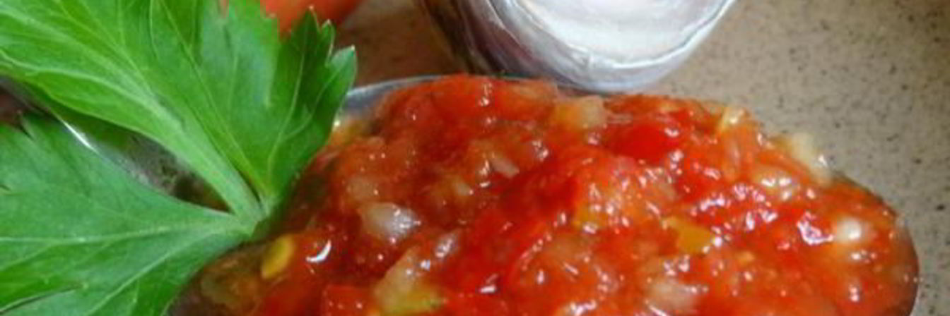 Домашняя аджика из кабачков с перцем