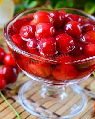 Черешня в собственном соку на зиму