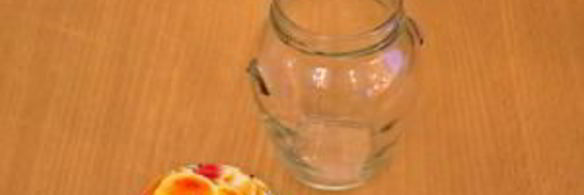 абрикосовый джем с миндальными лепестками