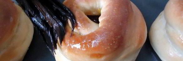 булочки с апельсиновым джемом