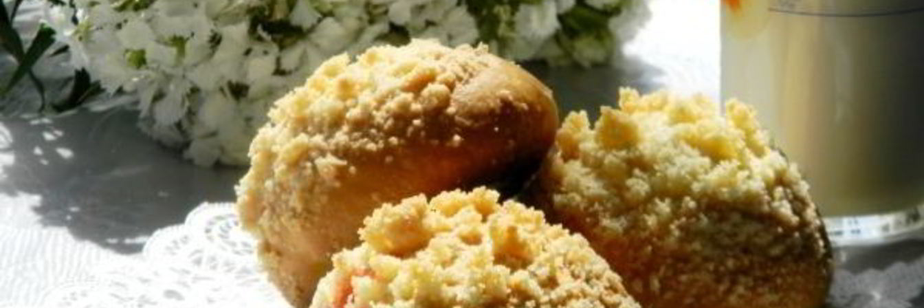 Булочки с джемом и штрейзелем