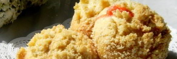 булочки с джемом и штрейзелем