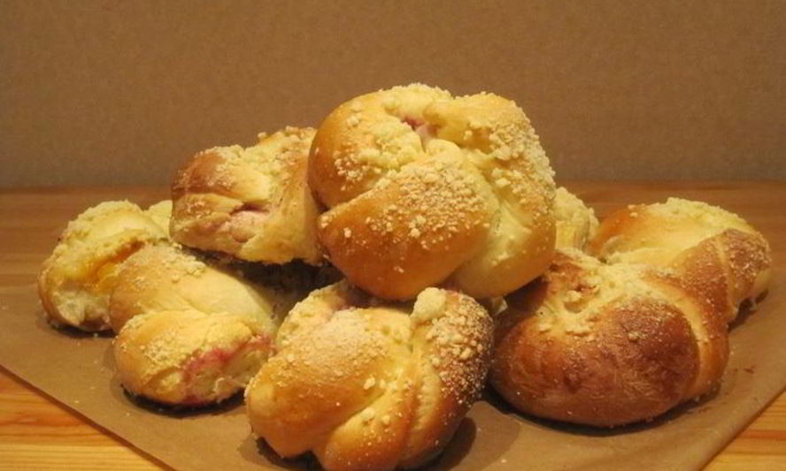 Рецепт булочек-узелков с джемом