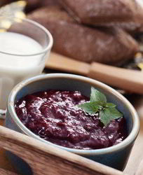 Быстрый сливовый джем с цедрой лайма