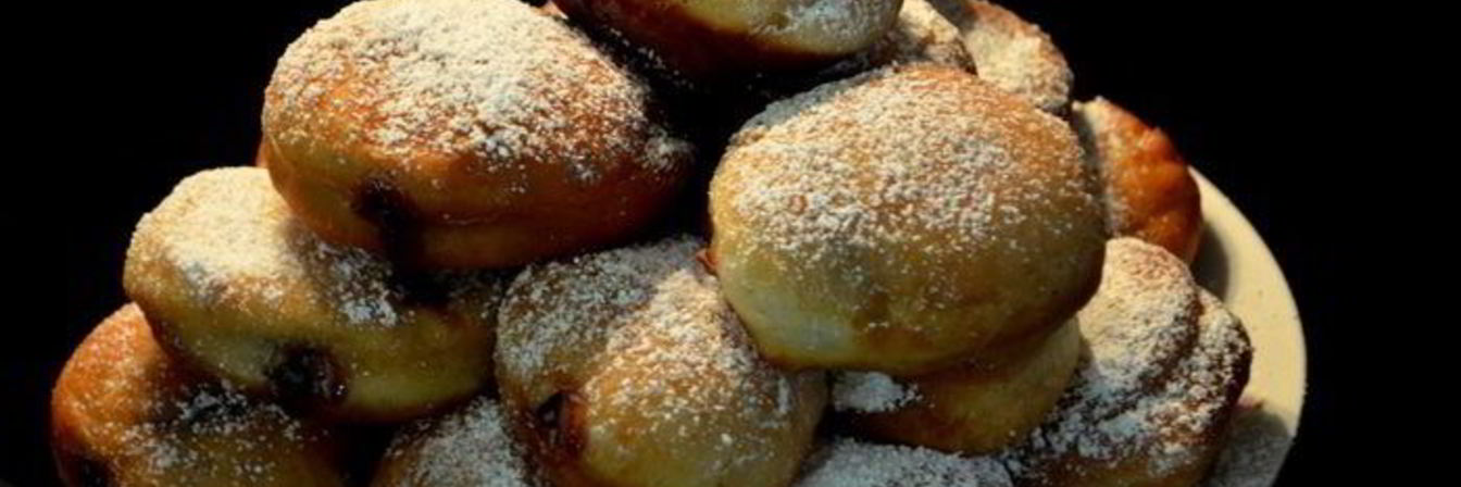 Донаты с малиновым джемом