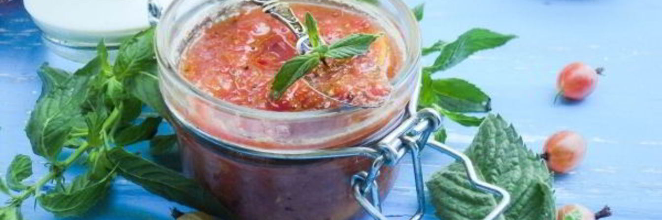 Джем из крыжовника, лимона и мелиссы