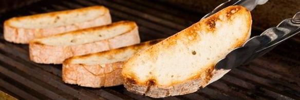 кростини с джемом и горгонзоллой